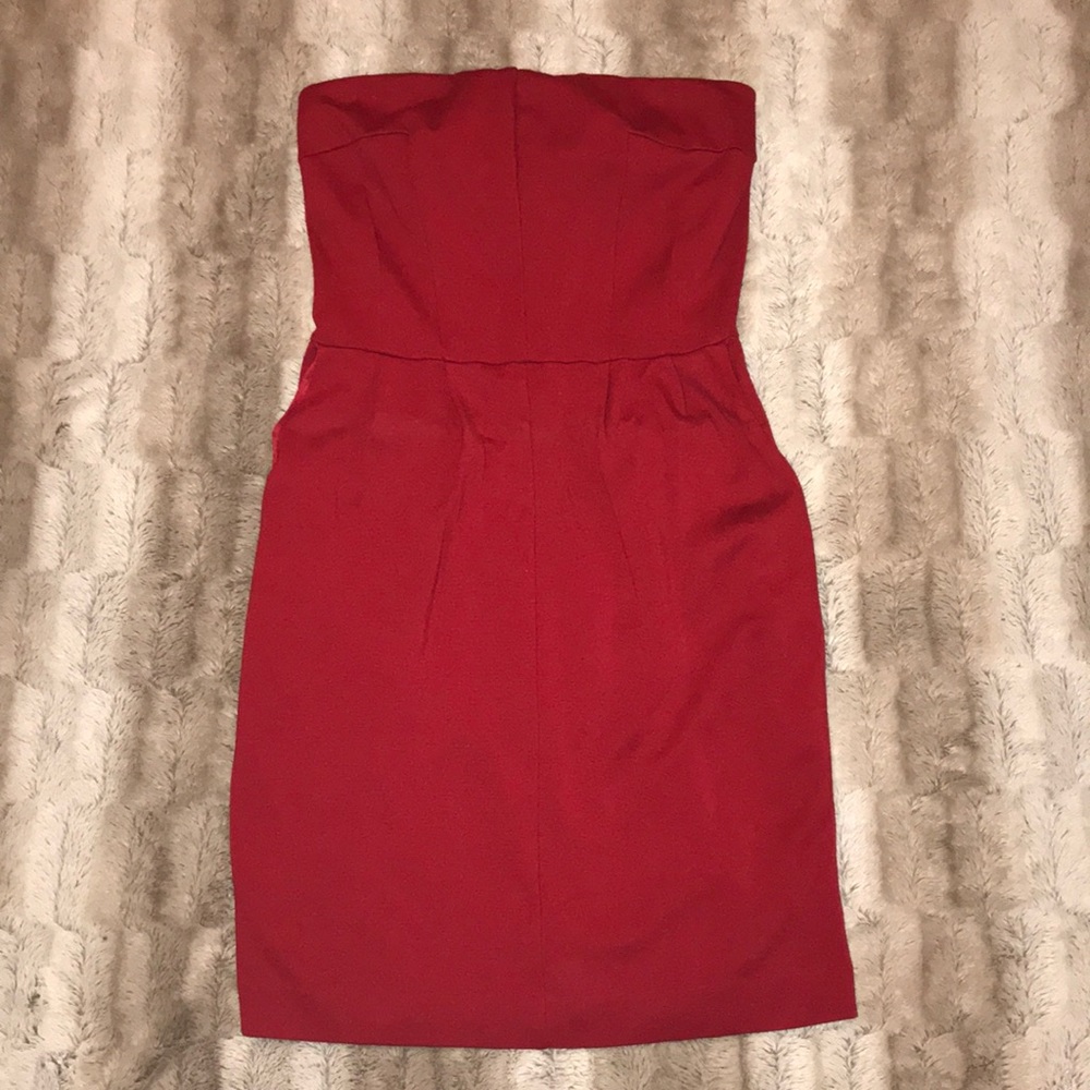 Red strapless Express dress ❤️